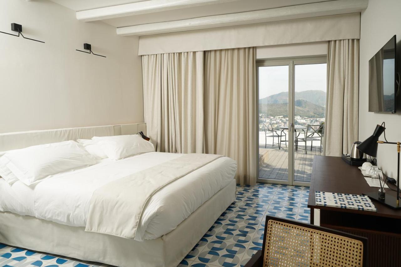 Dimora Dei Lari Hotell Bacoli Exteriör bild